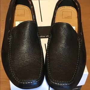 NEW!! Men's Size 13. Black Loafers. Leather Upper.
